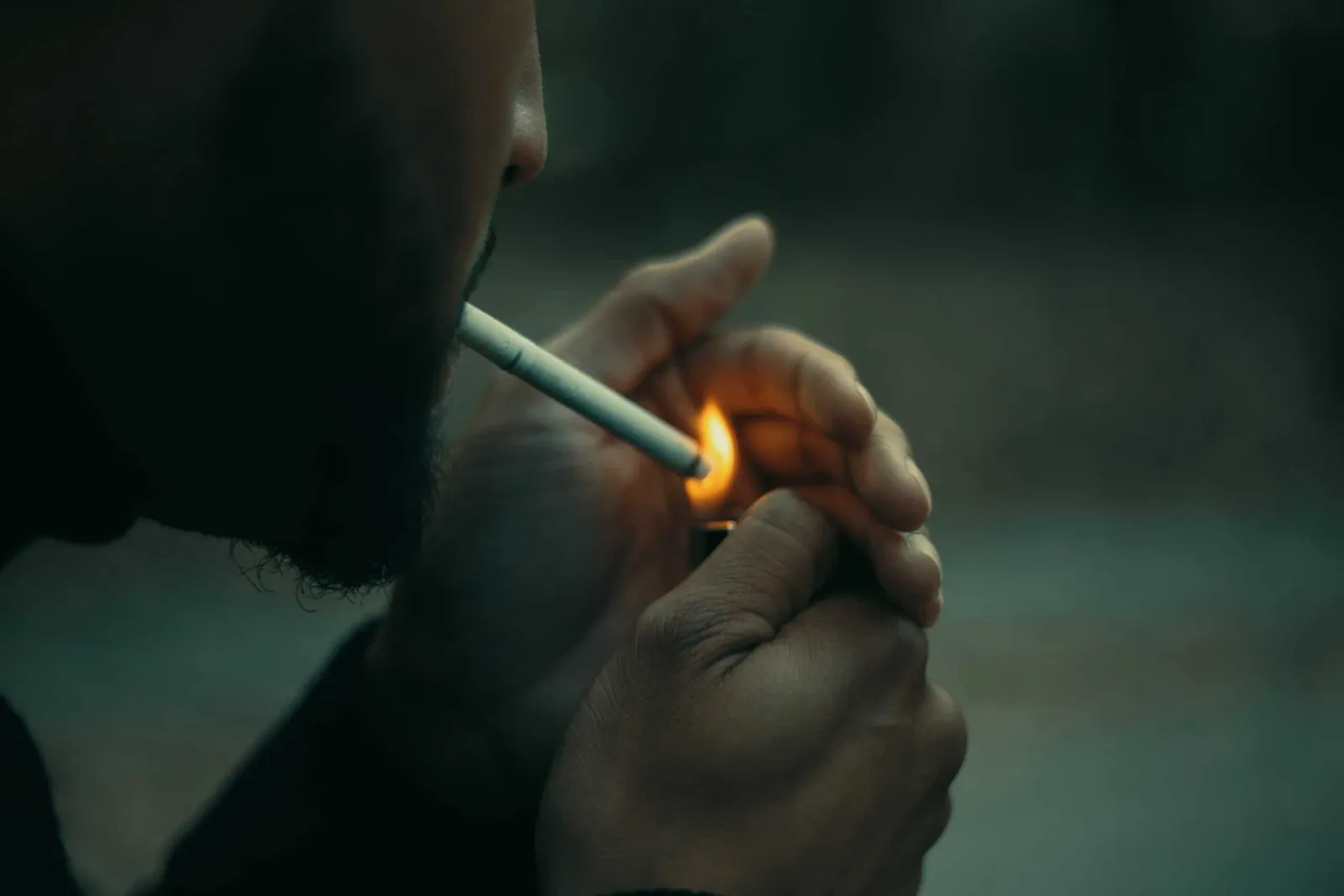 Como Prevenir que os Inquilinos Fumem no Interior do Imóvel