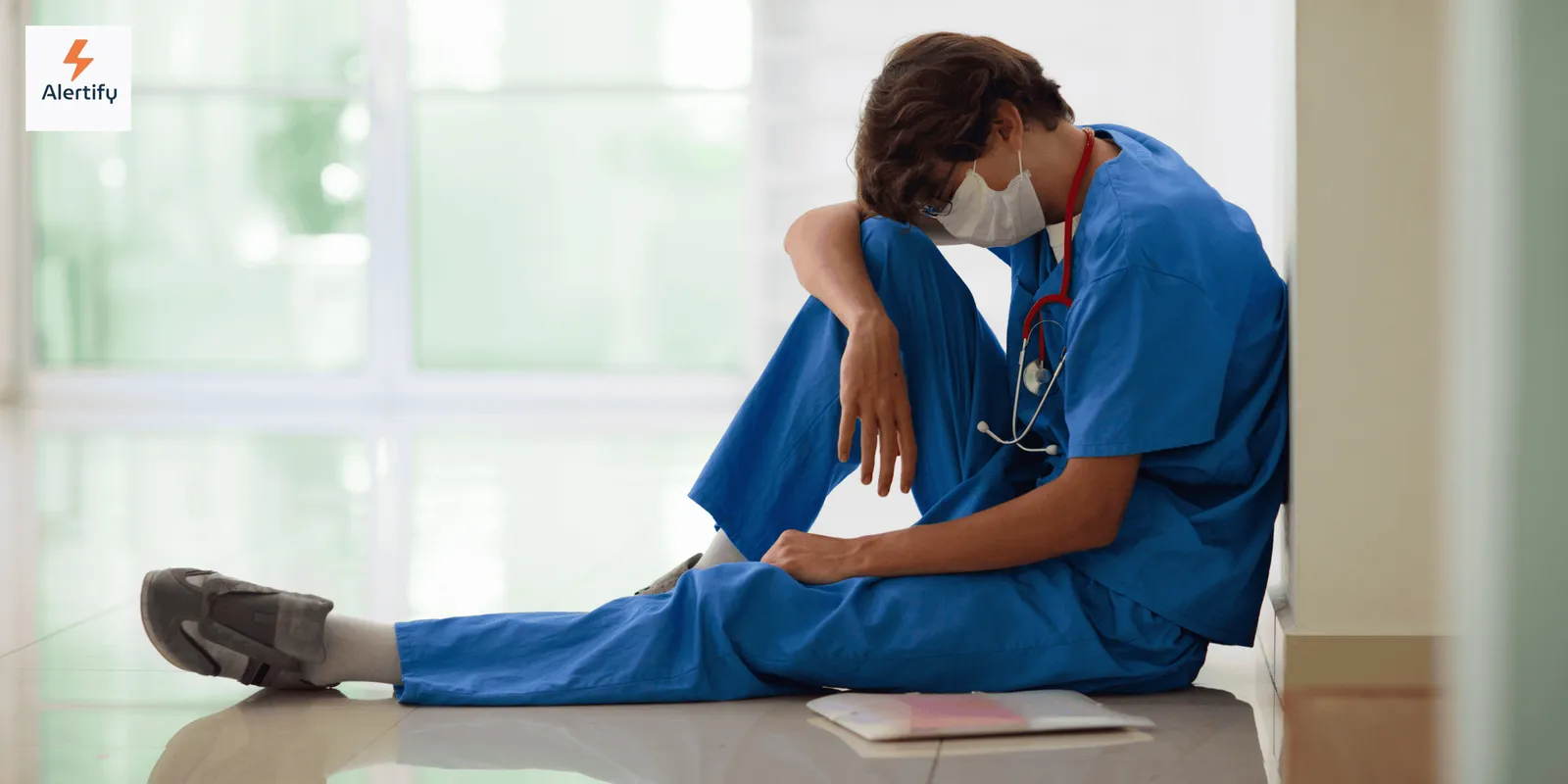 Esgotamento de Enfermeiros e Ruído: A Ligação Oculta que Custa Milhões aos Hospitais